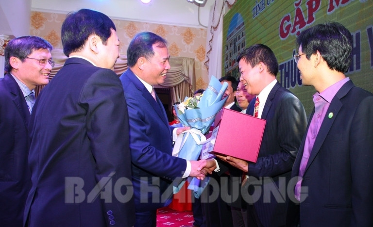 Provincial Party Committee, People's Council, People's Committee meet medical intellectuals